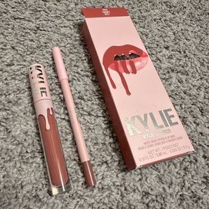 BRAND NEW Kylie Matte Lip Kit in shade ✨Twenty✨